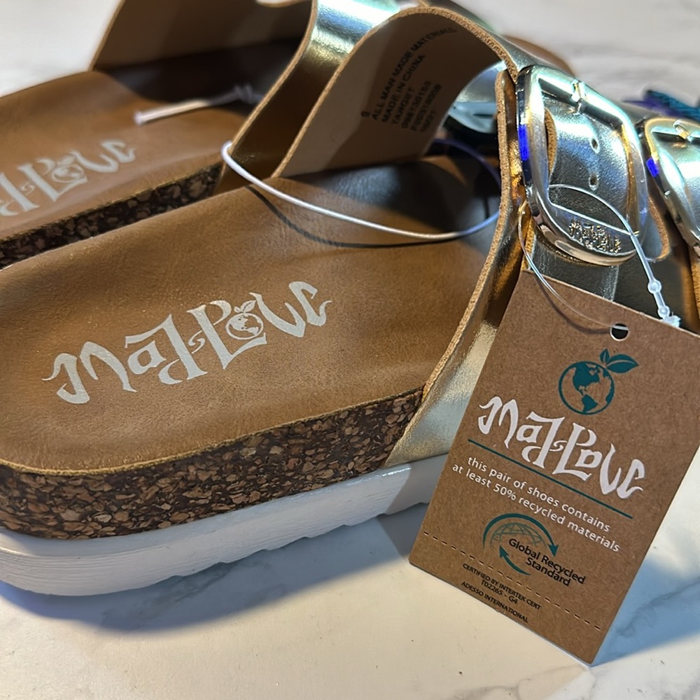 Mad Love Women’s Gold Sandals - Picture 3 of 6